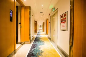 Vike Elegant Hotel (Dongguan Qishi Zhenhua Road) - Image 4