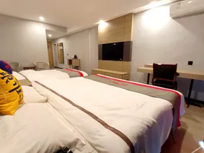 Junyi Hotel (Pingliangyi Gansu Medical College Branch) - Image 3