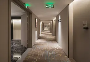 Eshine East Hotel - Image 2