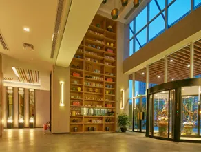 JI Ningbo New Eastern Zone Ningbo Center Hotel - Image 2