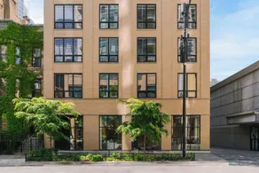 The Opal Apartments River North - Image 5