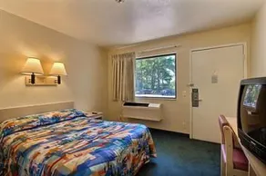 Hotel Richmond Hill/Savannah Area I-95 - Image 5