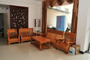 Huayi Business Hotel - Image 3