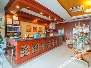 GreenTree Inn JiangSu NanTong HaoHe Scenic Spot HaoXi Bookstore Express Hotel - Image 4