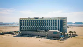 Sea Point Hotel - Image 5