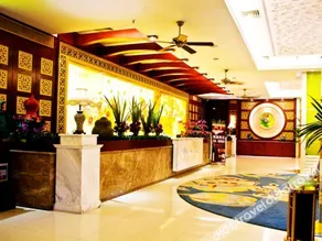 Gold Phoenix Hotel - Image 2