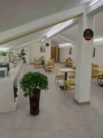 Super 8 Hotel (Nanjing Zhongshan Science and Technology Park Branch) - Image 3