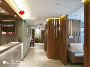 Junlan Hotel (Guangyuan Wanda Plaza) - Image 2