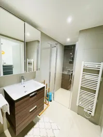 Luxury 1 bedroom flat w.Terrace&Parking - Image 2