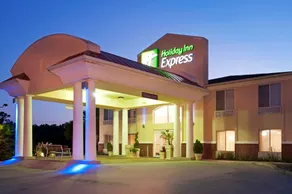 Holiday Inn Express Leesville-Ft. Polk Hotel - Image 2