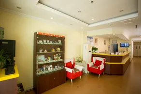 Homeinn Plus Hotel (Qingyun Building, Huangdao） - Image 2