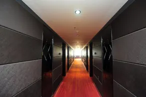 Yingrong Impression Hotel (Xiaocaiyuan Metro Station Branch) - Image 2