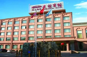 Weihaichengshan Friendship Hotel(rong chengHSRStationStore) - Image 1