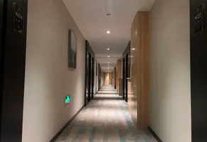 Home Inn Huayi Selected Hotel (Shenyang Liaozhong District Zhongxin Street Branch) - Image 3
