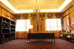 Rongchen International Holiday Hotel - Image 4