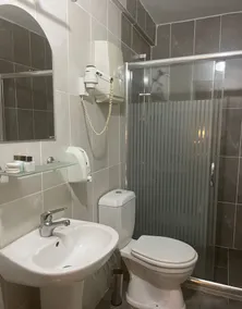 Otel Yalta - Image 3