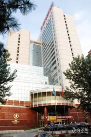 HNA Redbuds Hotel - Image 2