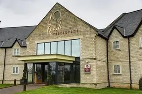 Best Western Plus Pastures Hotel - Image 4