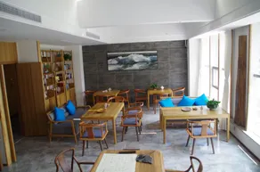 Yuzhou Dongguan • Chan Mo Hotel (Jiangyang Zhangba Guiyuanlin Park Branch) - Image 2
