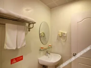 Gonting Hotel (Zhuhai Doumen Daxin Xinduhui Branch) - Image 4