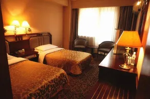 Guijing Business Hotel - Image 2