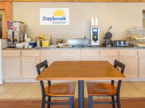 DAYS INN SHEBOYGAN/THE FALLS - Image 2