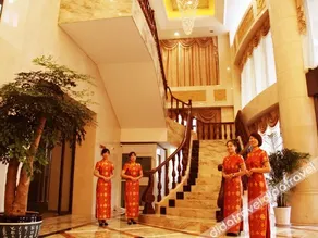 Xinghua Grand Hotel - Image 2