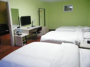 Shanghai Chenyi Hotel - Image 3