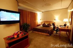 Liangyou Fulin Hotel (Jinan Quancheng Square Daming Lake Branch) - Image 2