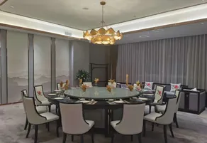 Wanhwa Crown Hotel - Image 4