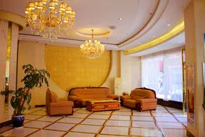 Home Inn Chongqing Hechuan Pedestrian Street - Image 3