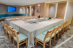 fengji hotel - Image 4