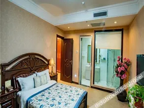 Zhongshan Hotel - Image 5