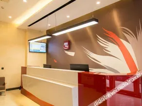 Thank Inn Plus Hotel He'nan Xinxiang Weibin District Pingyuan Road Department Store - Image 3