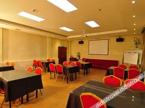 GreenTree Inn Shandong Jinan West Market Weiba Road Business Hotel - Image 3