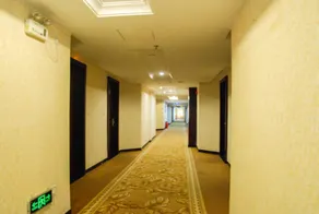 Duoman Hotel (Dongguan Xiping Metro Station) - Image 3