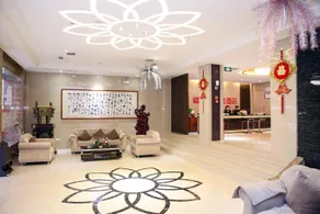 Freedom Hotel (Yichang Binjiang Wanda Tourist Center) - Image 2