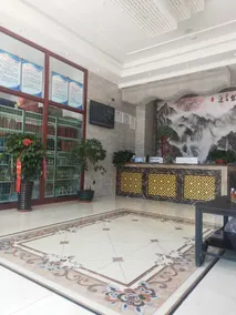 Hualong Glamour Hotel - Image 4