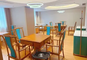 Vienna International Hotel Chengdu Giant Panda Base Ocean Park Hotel - Image 3