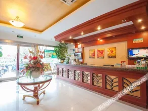 GreenTree Inn JiangSu NanTong HaoHe Scenic Spot HaoXi Bookstore Express Hotel - Image 5