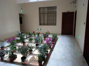 Dushan Zhonghui Business Hotel - Image 3
