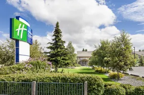 Holiday Inn Express Anchorage - Image 3