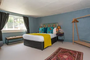 the Jersey Arms Hotel - Image 4