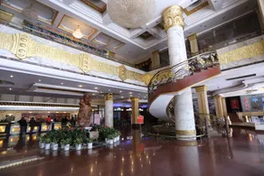 Feng Feng Grand Hotel - Image 3