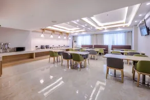 R Hotel (Nanning Chaoyang Square Railway Station Subway Station) - Image 5