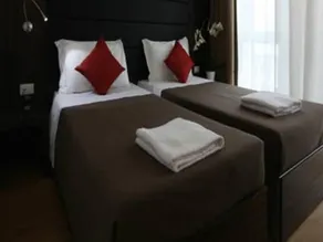 Klick Hotel - Image 4