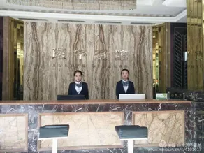 Universal Hotel - Image 4