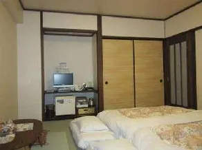 Station Inn Obu - Image 5