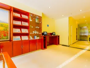 HanTing Hotel (Xi'an Keji Road West Entrance Dazhai Road) - Image 3