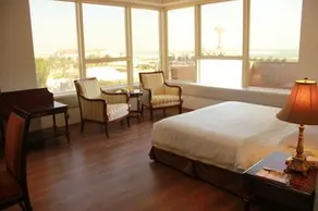 Rooz Park Hotel - Image 2